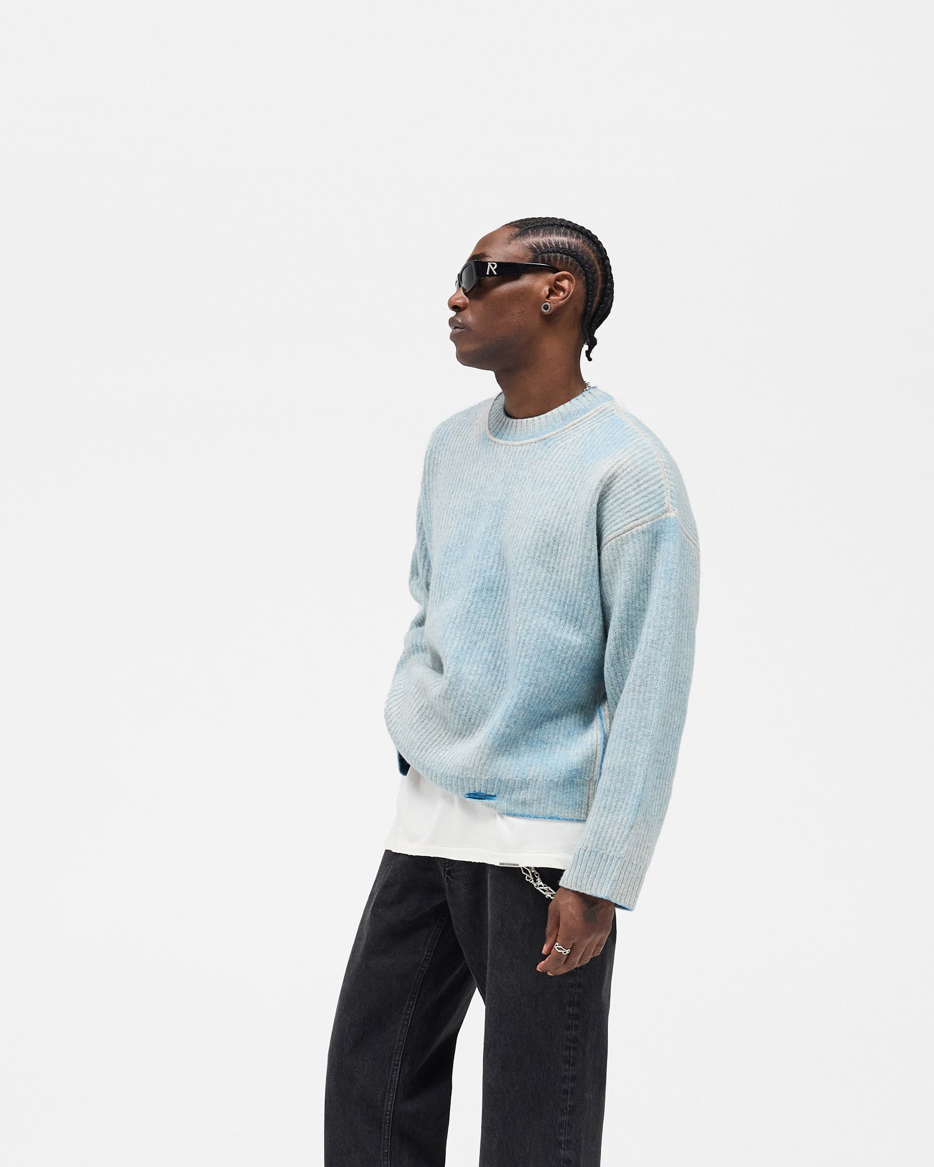 Reversible_Fade_Out_Sweater_-_Cloud_02.jpg