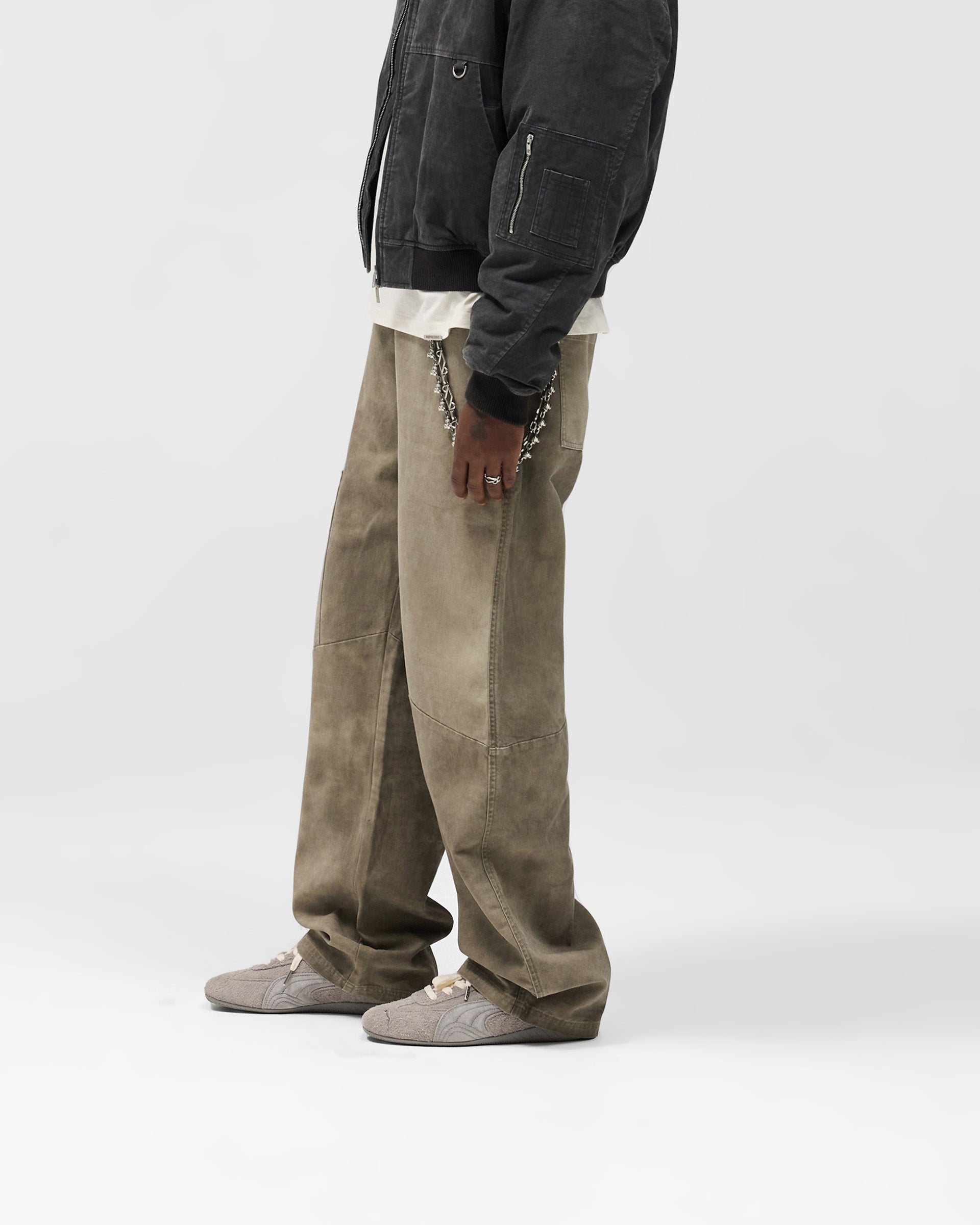 Cotton_Workwear_Pant_-_Dark_Olive_02.jpg