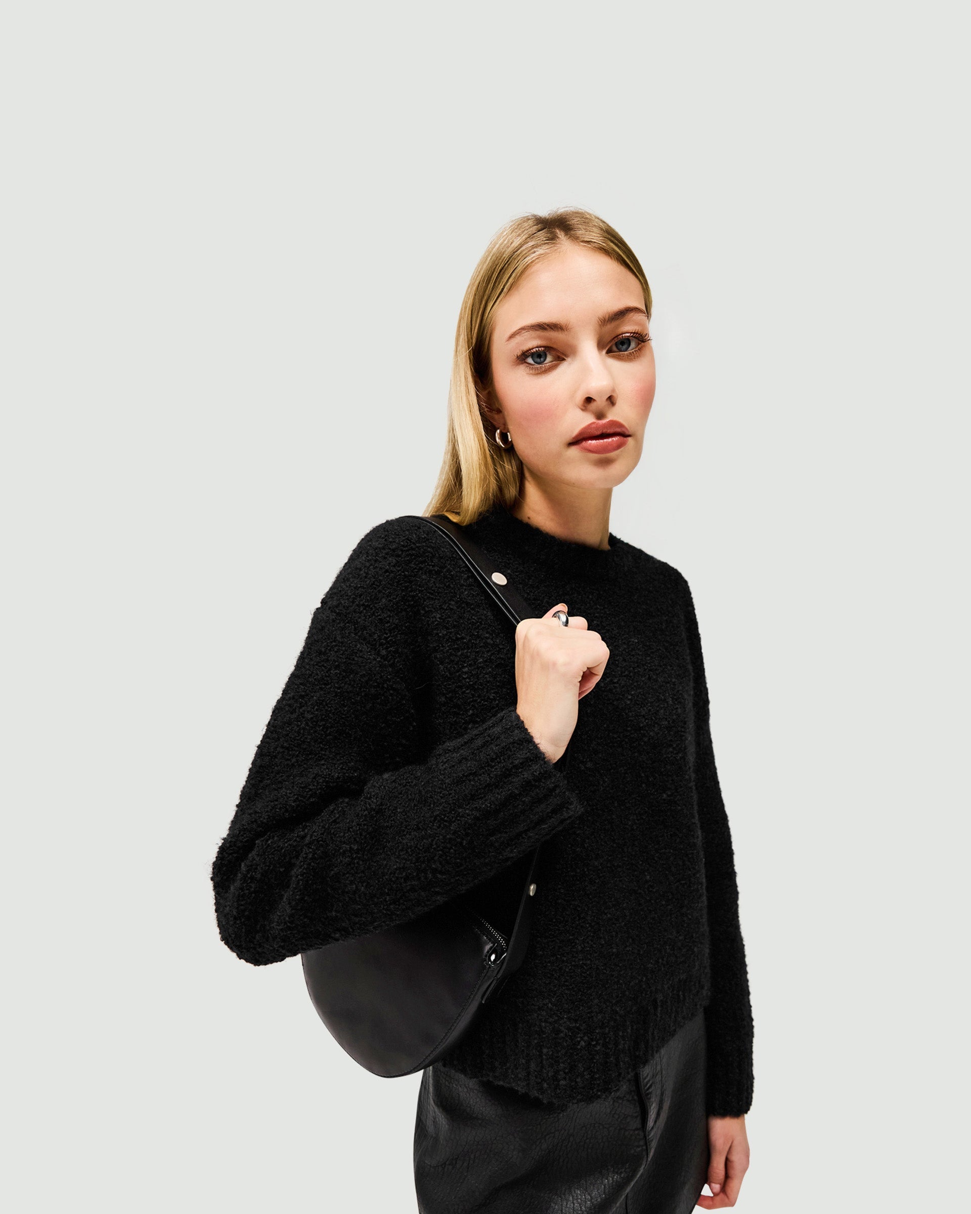 Spin Sweater - Jet Black