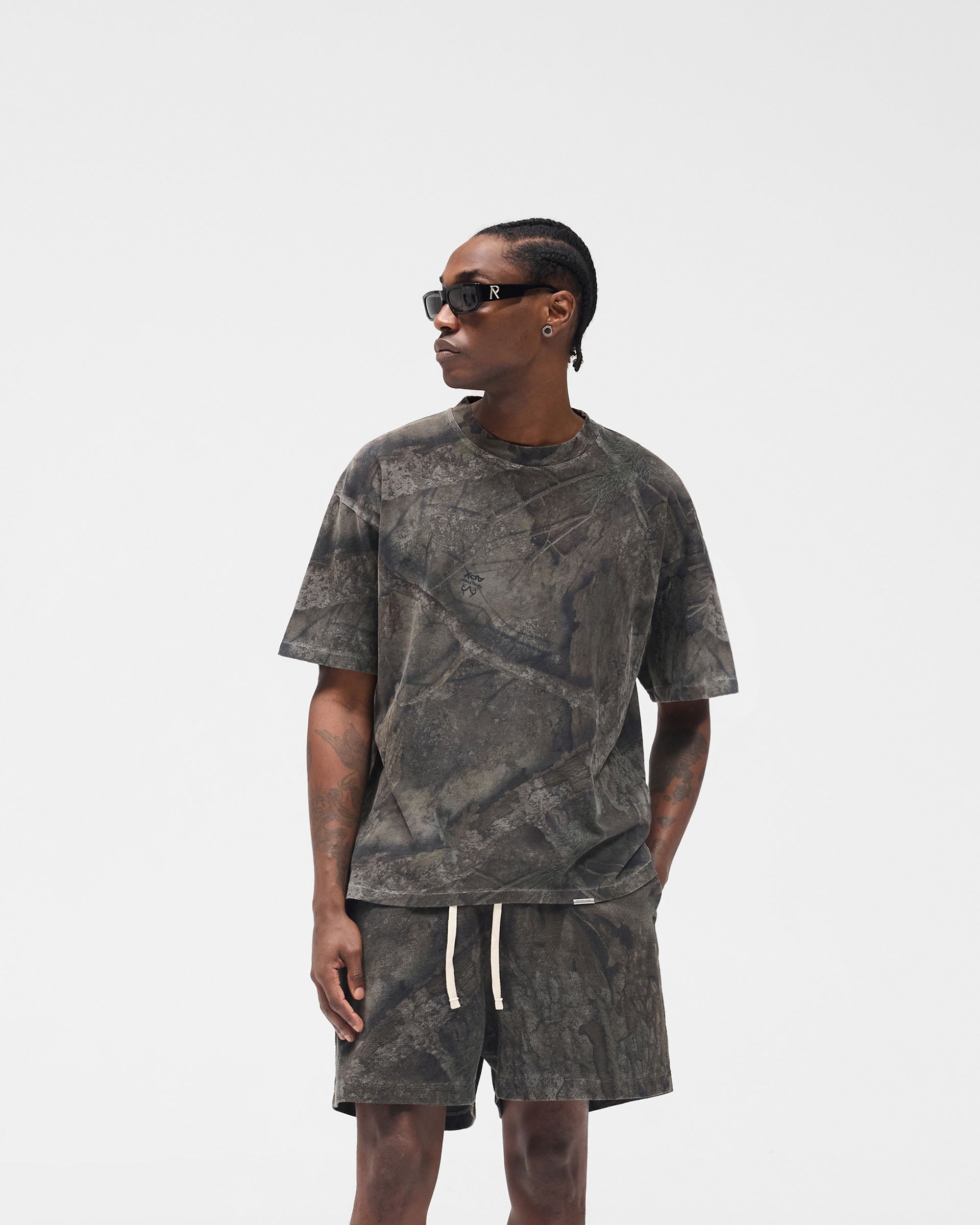 Initial_Overdye_Realtree__Oversized_T-Shirt_-_Overdyed_Black_02.jpg