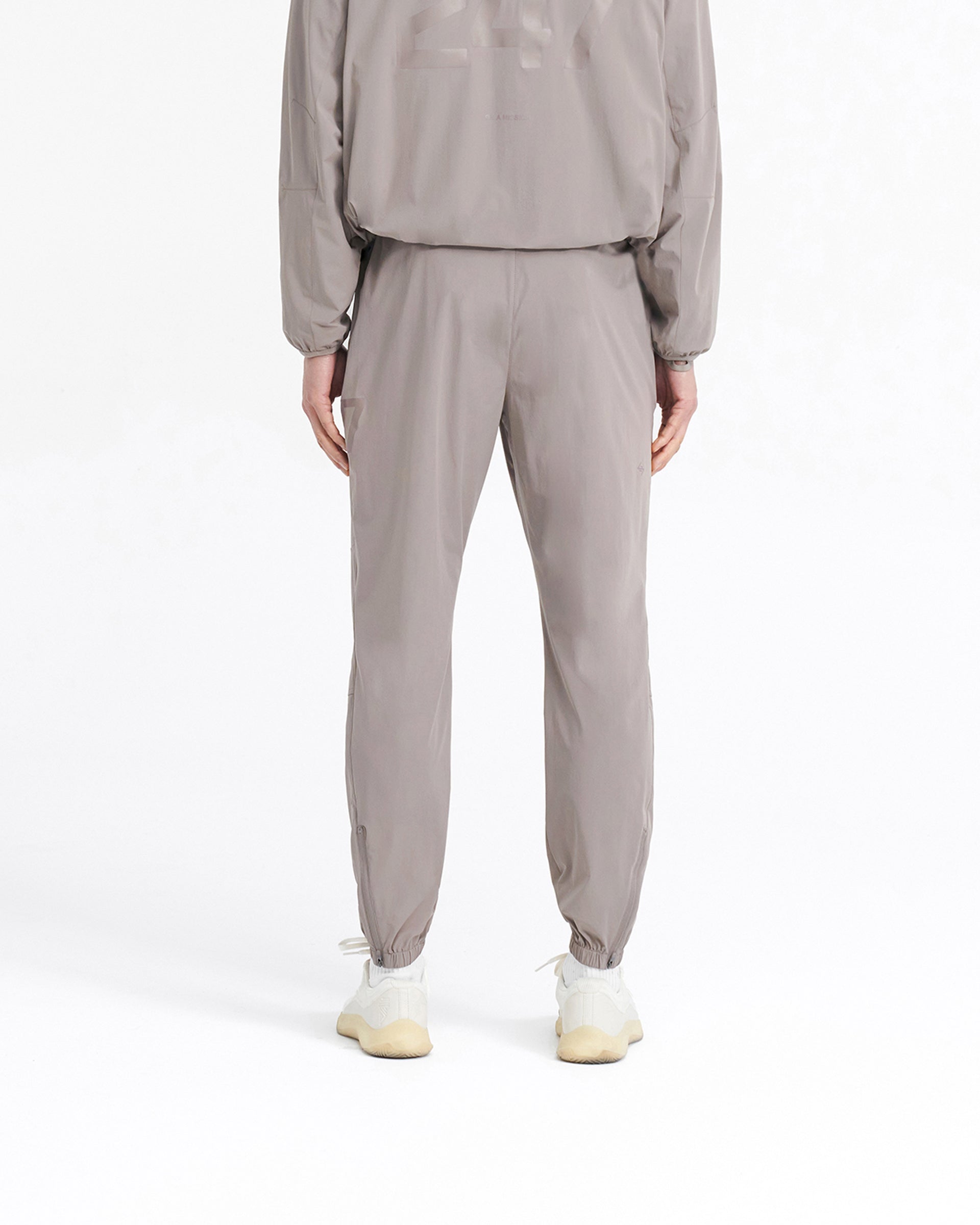 247 Training Pant - Cinder