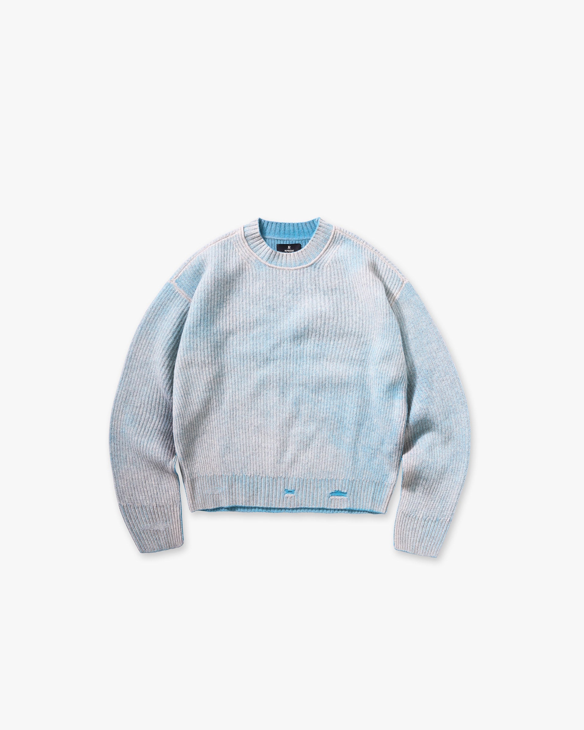 Reversible_Fade_Out_Sweater_-_Cloud_01.jpg