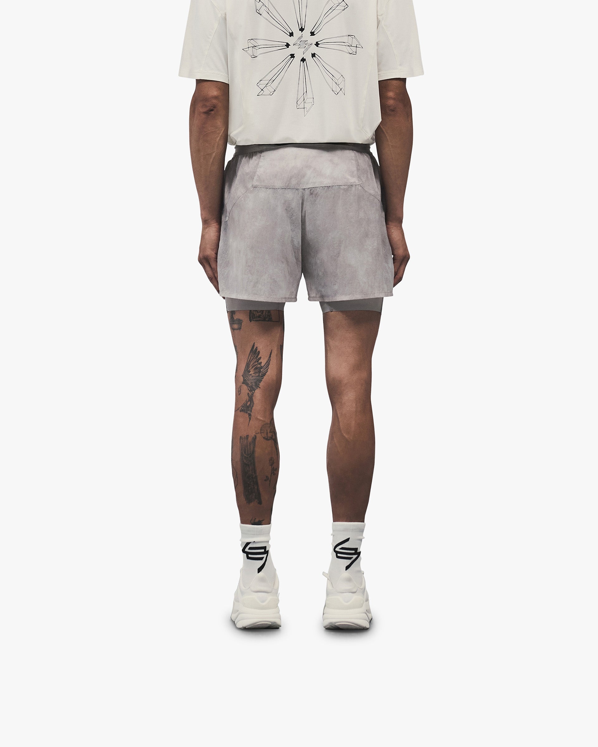 247_Trail_Shorts_-_Chalk_04.jpg