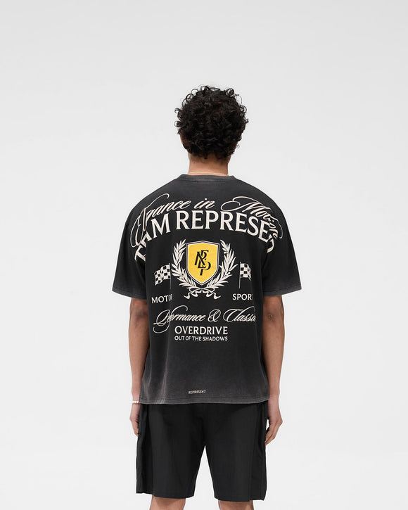 Oliphant Modern Tartan Crest 2D T-shirt - Never Underestimate Style main image 1