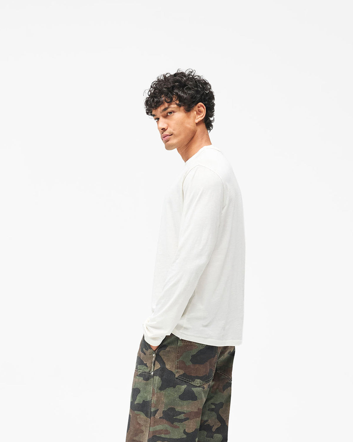 Gh Long Sleeve T-Shirt - Flat White - Cropped Model - Side
