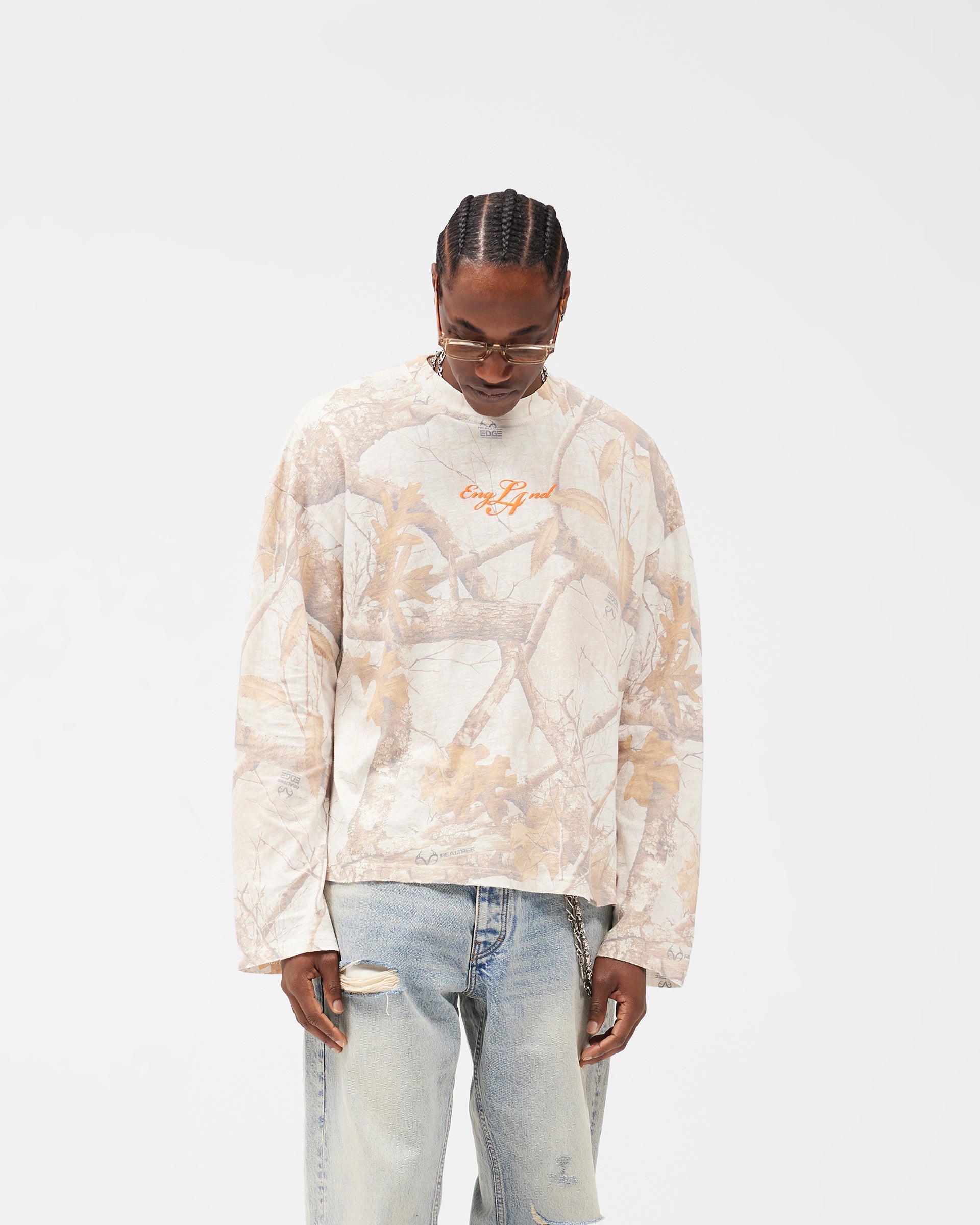 EngLAnd_Long_Sleeve_T-Shirt_-_Washed_White_Realtree__03.jpg