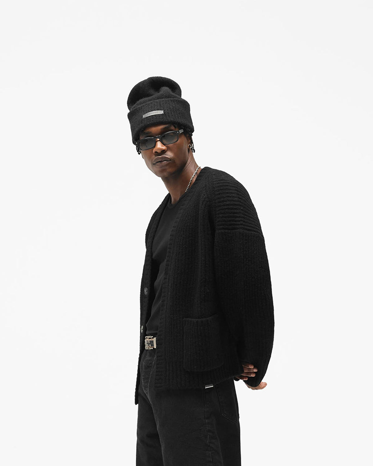 Ramone Cardigan - Black - Cropped Model - Side