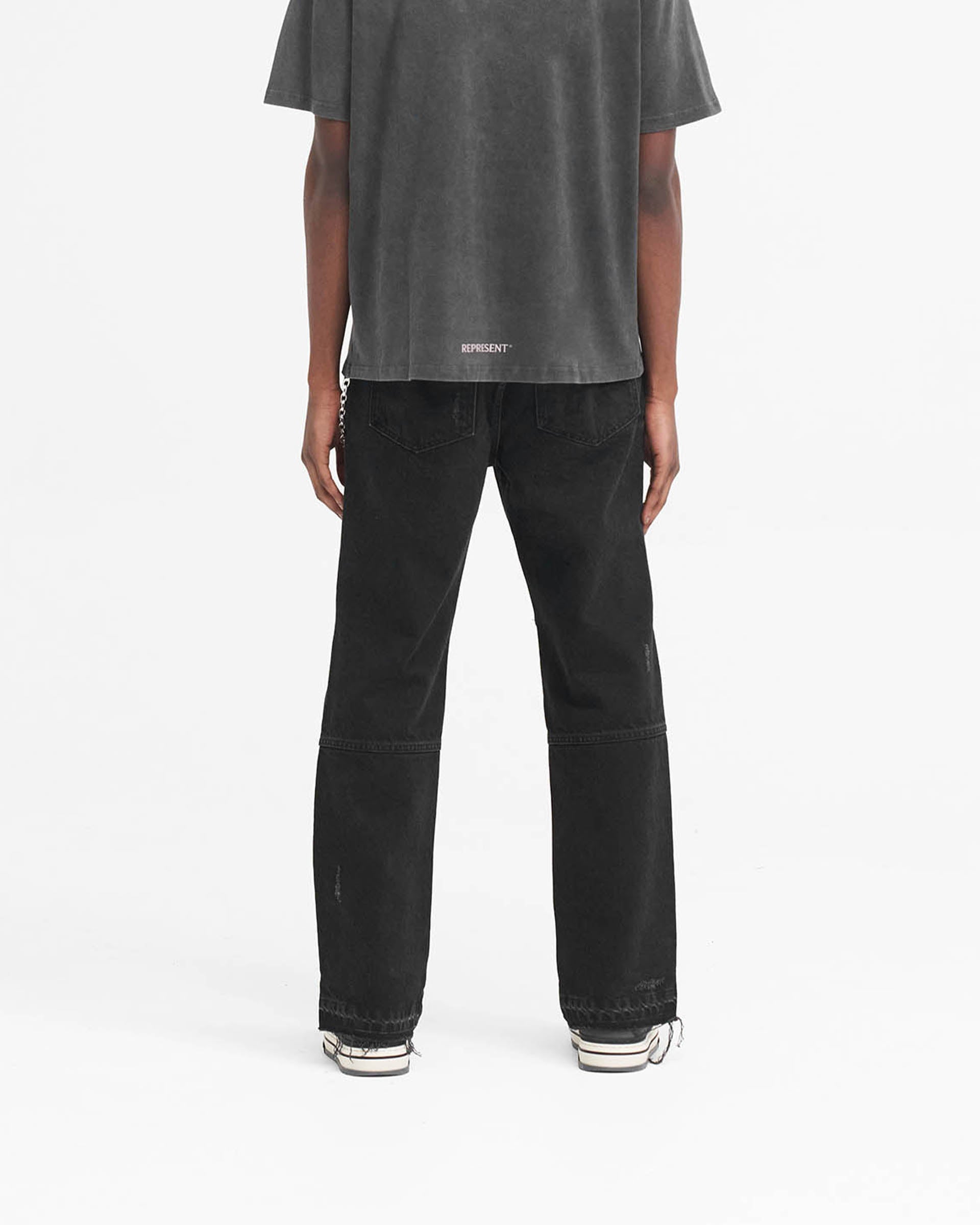 R2 Stepped Hem Denim - Off Black