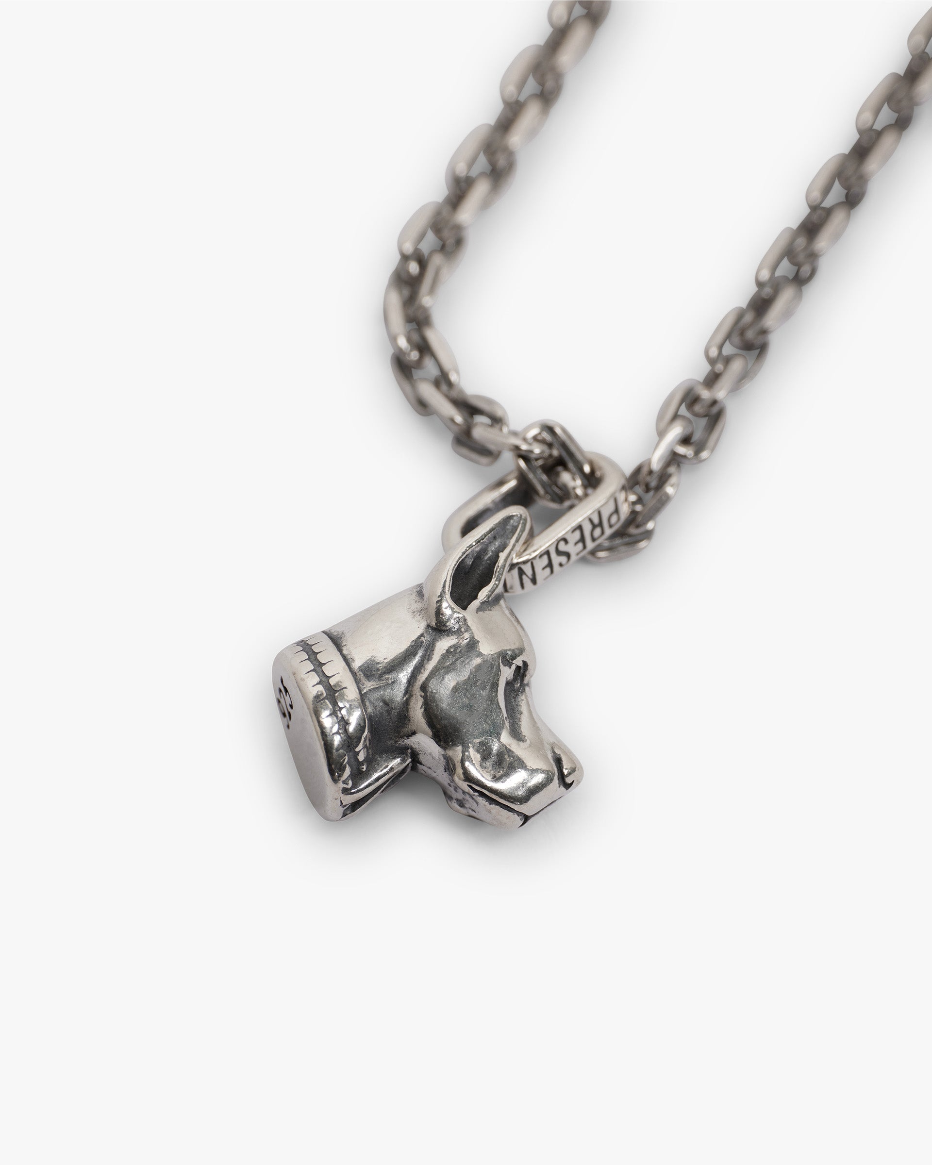 Doberman_Pendant_Necklace_-_Silver_02.jpg