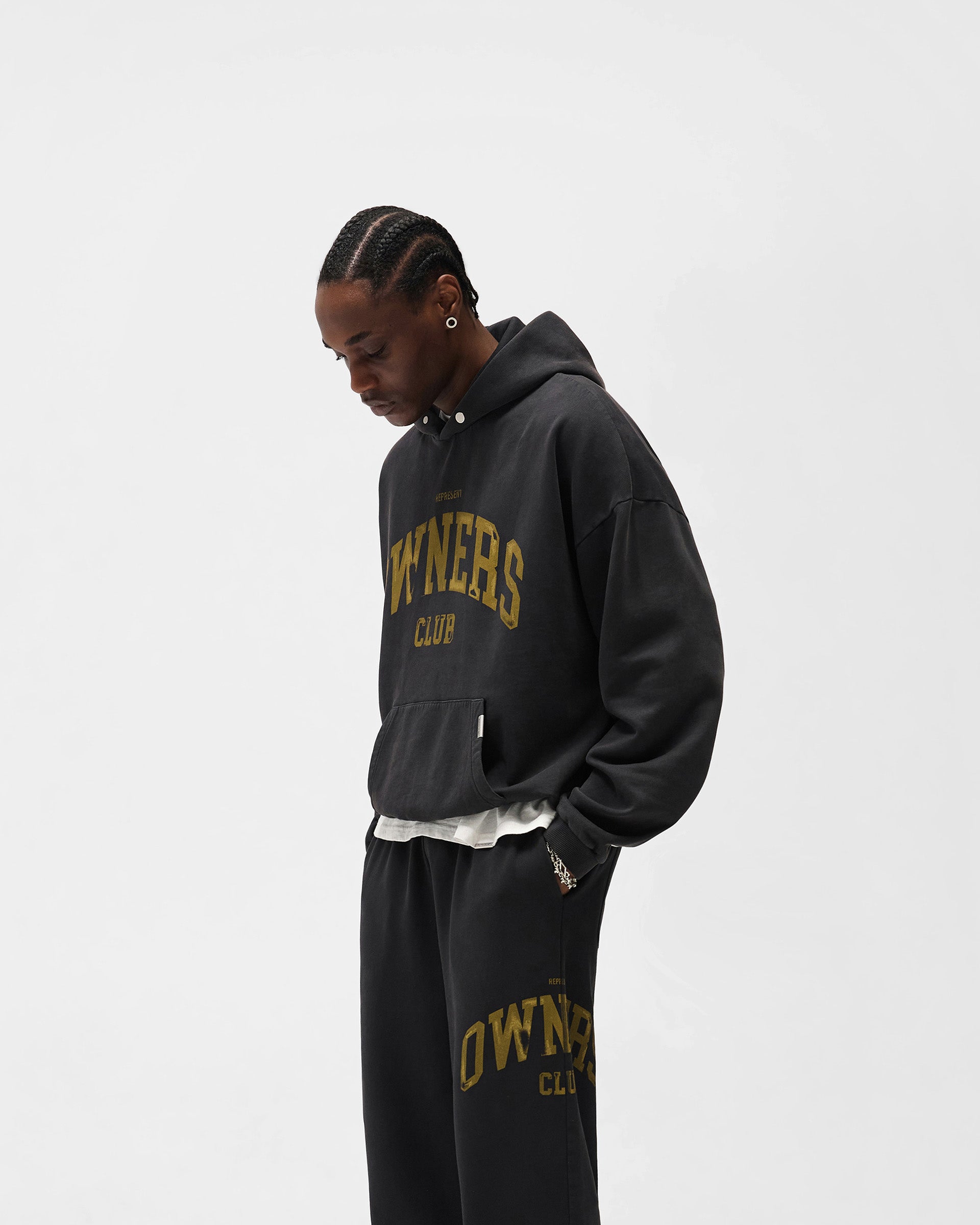 Represent_Owners_Club_Hoodie_-_Faded_Black_02.jpg