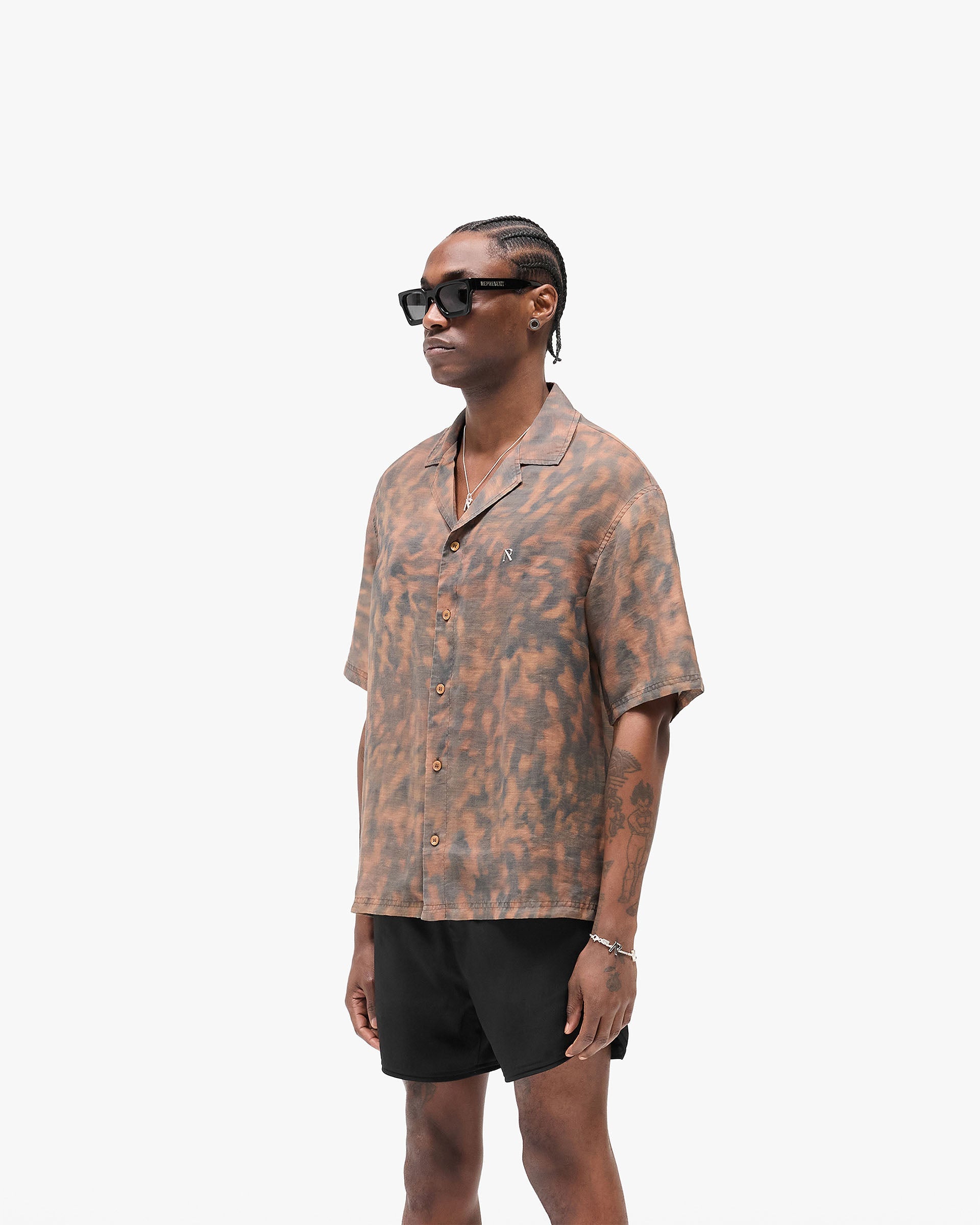 Tortoise_Print_Shirt_-_Brown_03.jpg