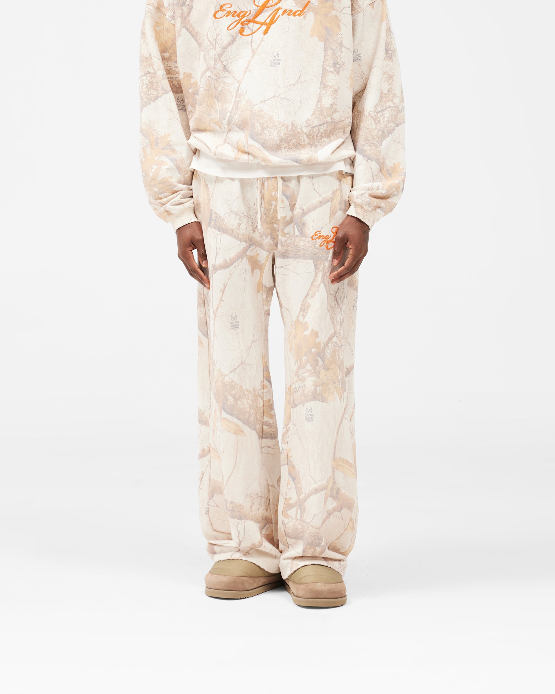 EngLAnd_Sweatpant_-_Washed_White_Realtree__03.jpg