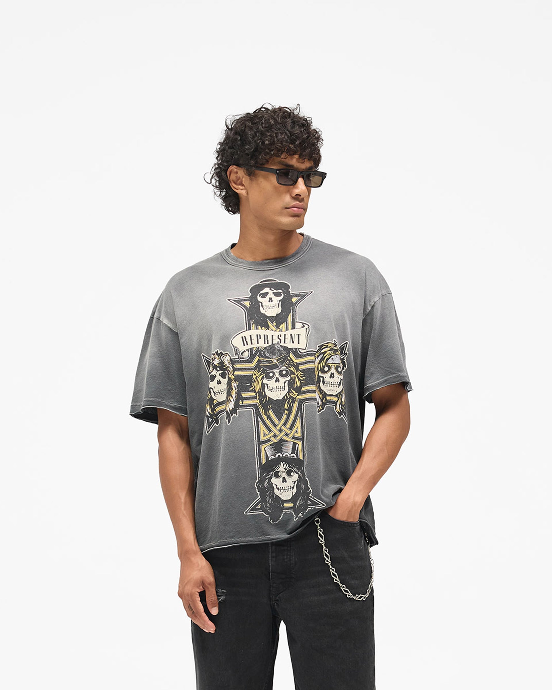Represent_X_Guns_N__Roses_Cross_T-Shirt_-_Stained_Black_03.jpg