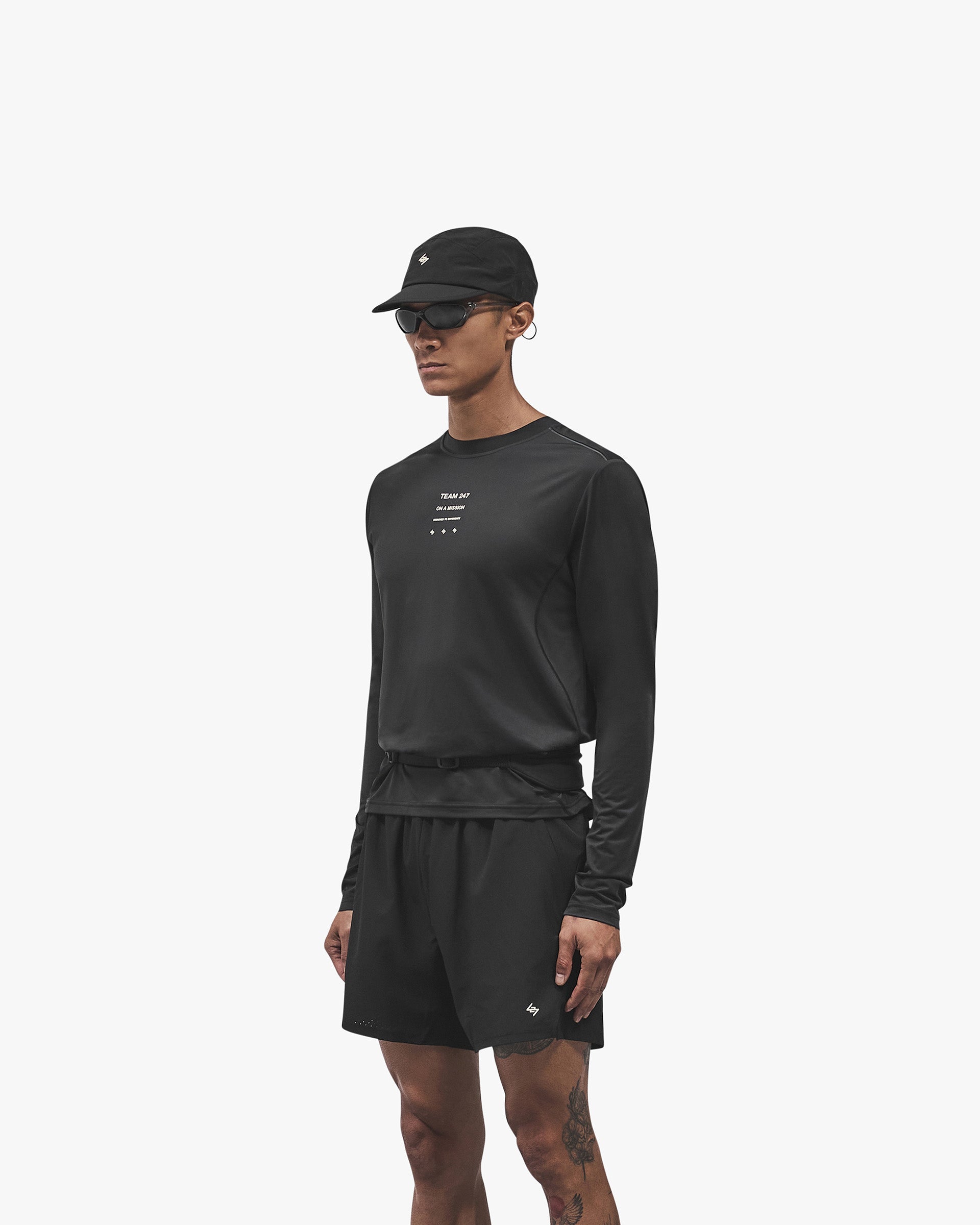 247_Trail_Long_Sleeve_T-Shirt_-_Black_02.jpg