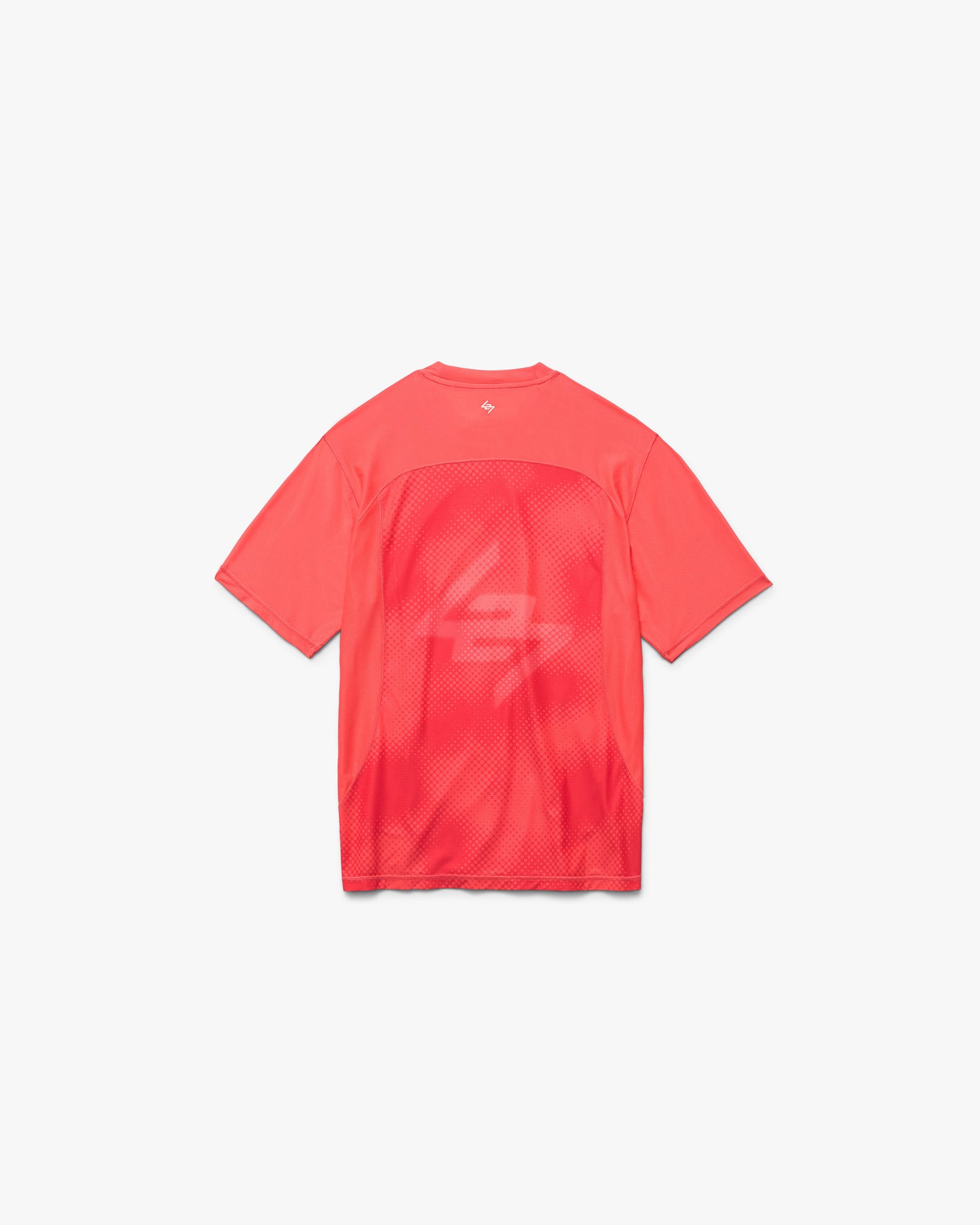 247_Hybrid_T-Shirt_-_Red_Fade_Out_02.jpg